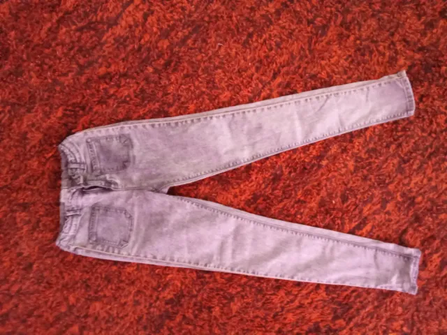 Calças de ganga lavadas roxas