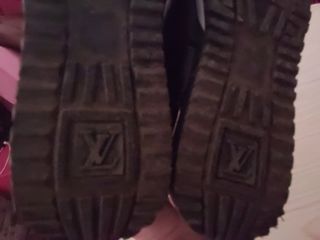 Solo un uso  Louis Vuitton Negras Marrones,