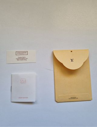 Billetera Louis Vuitton Marrón y Dorada