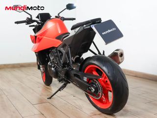 KTM 990 DUKE