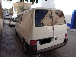 Furgoneta volkswagen T2 camperizada.Perfecto estad