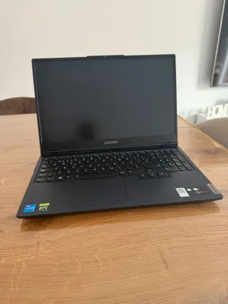 Lenovo Legion 5 15ITH6H Negro