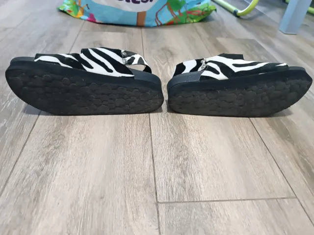 Sandalias Zebra Genuins Vegan