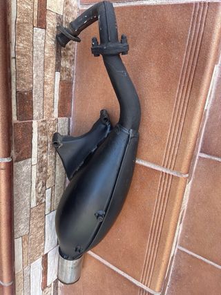 Tubo de escape Piaggio 50cc