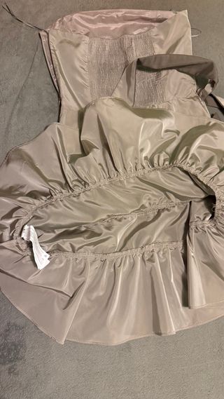 Vestido de fiesta, boda.. beige y gris oscuro.