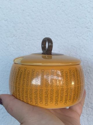 Formaggiera in ceramica Parmigiano Reggiano