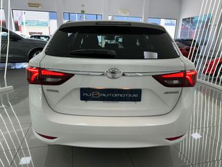 TOYOTA AVENSIS TOURING SPORTS 150D ADVANCE 143CV