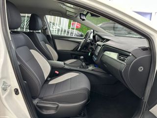 TOYOTA AVENSIS TOURING SPORTS 150D ADVANCE 143CV