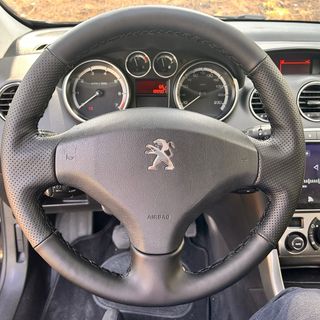 Peugeot 308 2011