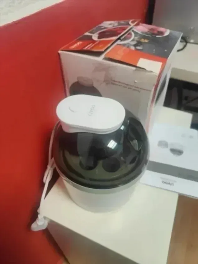 Maquina de Hielo Heladera Livoo