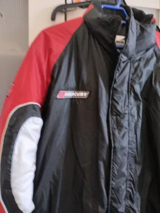 Chaqueta de invierno Mercury sin estrenar