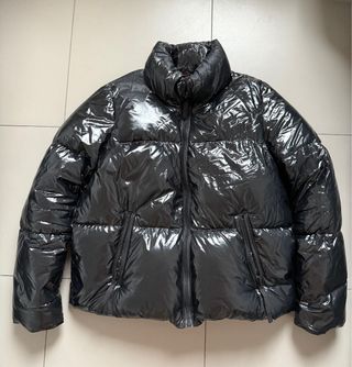 Chaqueta Tommy Hilfiger brillante negra
