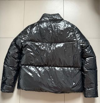 Chaqueta Tommy Hilfiger brillante negra