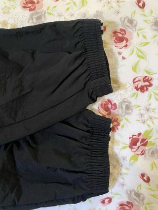 Chándal Adidas Negro con Rayas Blancas