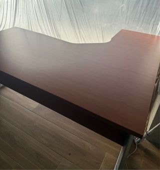 Mesa de oficina con 3 cajones