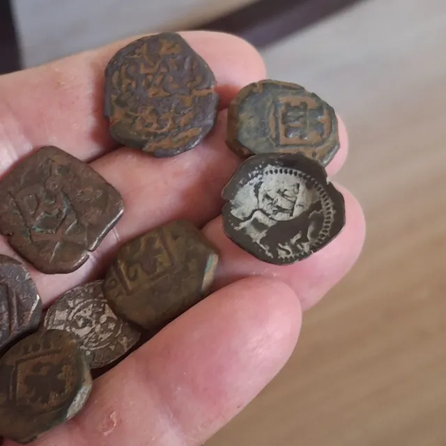 Lote monedas antiguas resellos maravedís