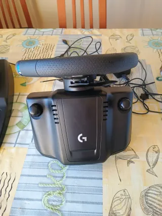 Volante Logitech G923 Trueforce Xbox