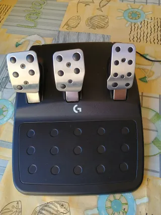 Volante Logitech G923 Trueforce Xbox