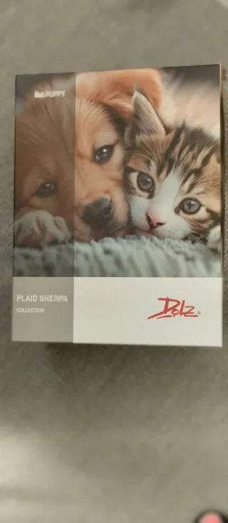 Caixa com manta sedalina e sherpa