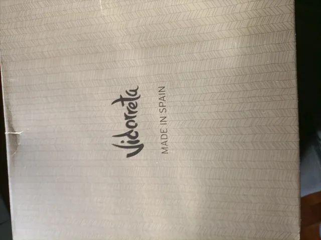 Botas Vidorreta con flecos y tachuelas