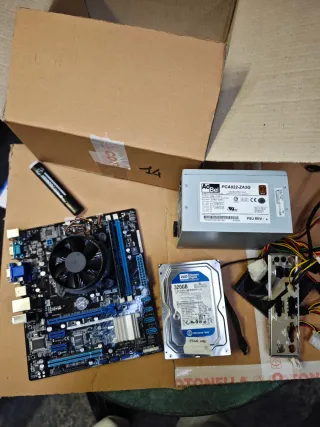 Componenti PC: Scheda Madre, Hard Disk, Alimentato