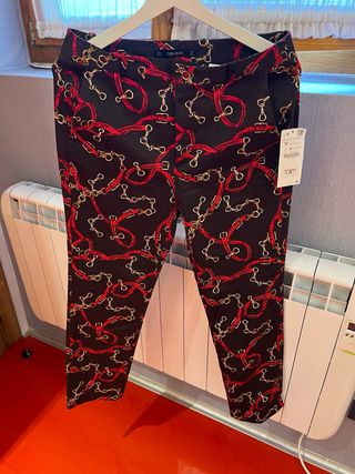 Pantalón Zara Basic Estampado