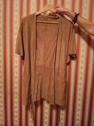 Chaqueta marrón de ante