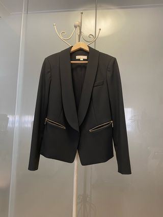 Americana elegante Michael Kors Negra