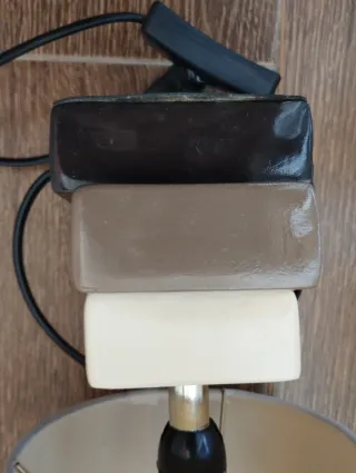 LAMPARA DE MESA PEQUEÑA SIN ESTRENAR 