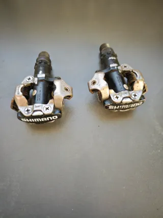 Pedales Shimano PD-M520 Automáticos