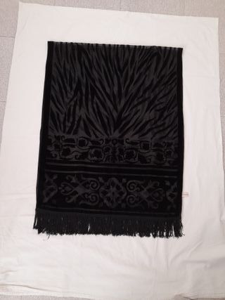 Chal/Fular terciopelo transparente negro