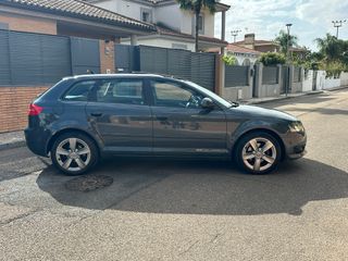 -AUDI A3 Sportback 2.0 TDI 140cv Ambition-