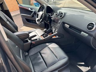 -AUDI A3 Sportback 2.0 TDI 140cv Ambition-
