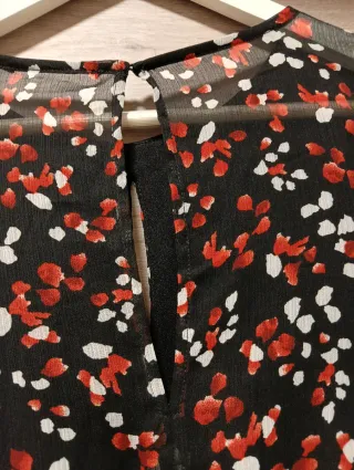 Vestido corto estampado floral