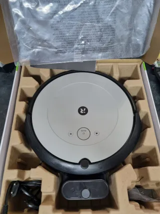 Robot Aspirador iRobot Roomba i1156