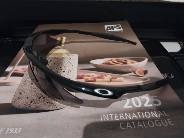 Montura Oakley M Freme y gafas de sol Oakley