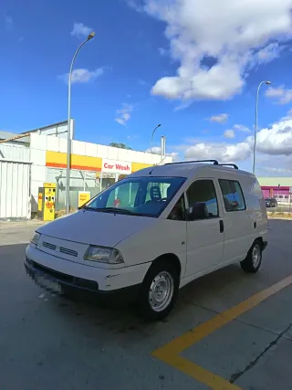 Peugeot Expert 2004