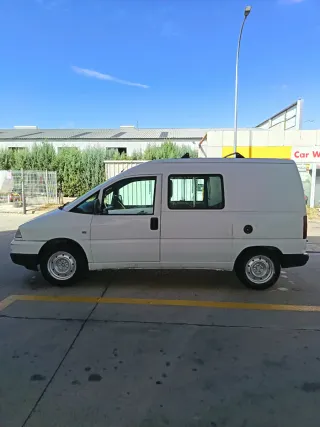 Peugeot Expert 2004