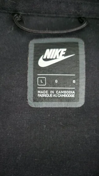 Sudadera Nike Tech Negra