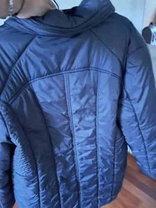 Abrigo Negro Talla XL para Frío y Lluvia