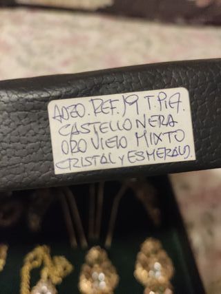 Aderezo Castellonera de adulta Oro y Esmeraldas