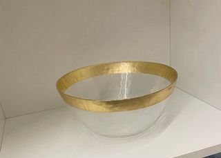 Centrotavola in vetro con bordo oro