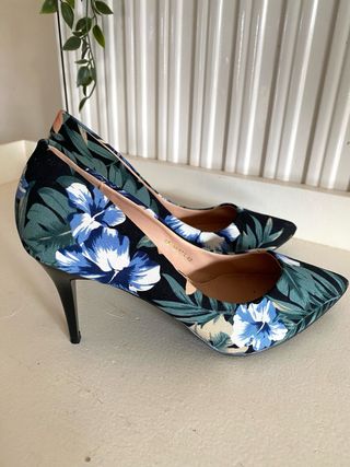 Zapatos de salón Buonarroti florales talla 40