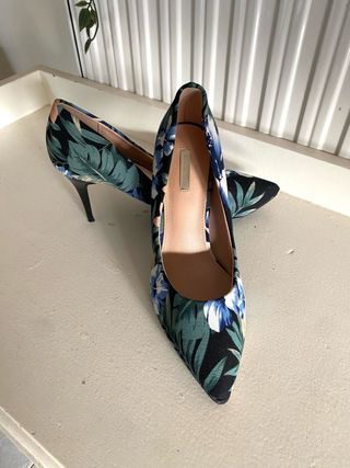 Zapatos de salón Buonarroti florales talla 40