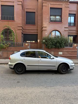 SEAT Leon 2000