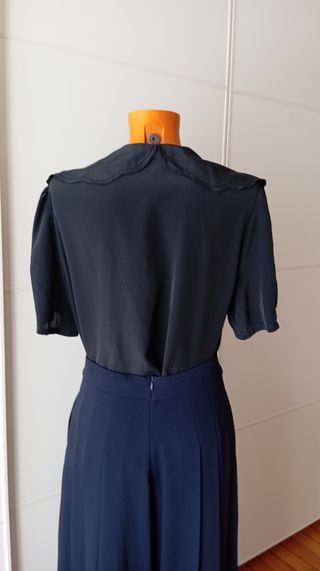 Blusa vintage con cuello Peter Pan. Nueva.