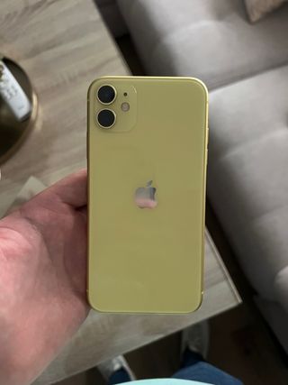 iPhone 11 64GB Giallo