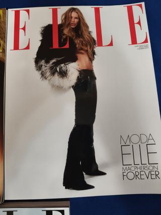 Lote 5 revistas Elle año 2025.