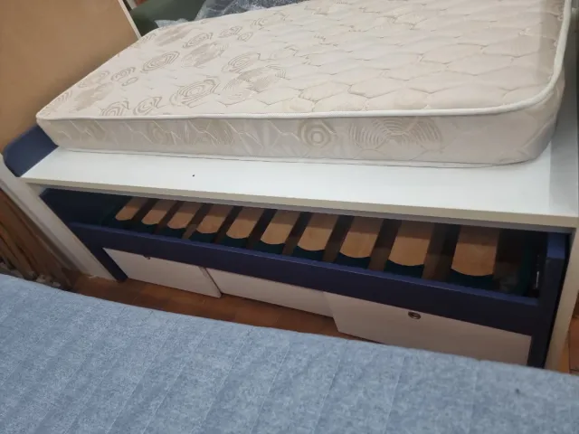 Cama nido con cajones y armario