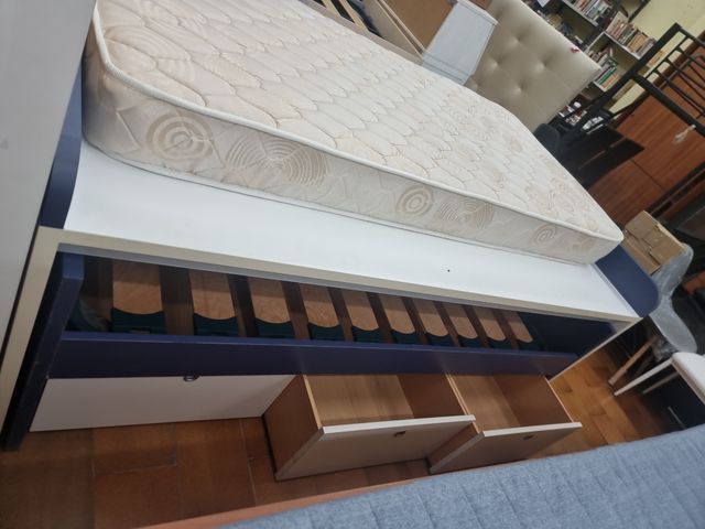 Cama nido con cajones y armario